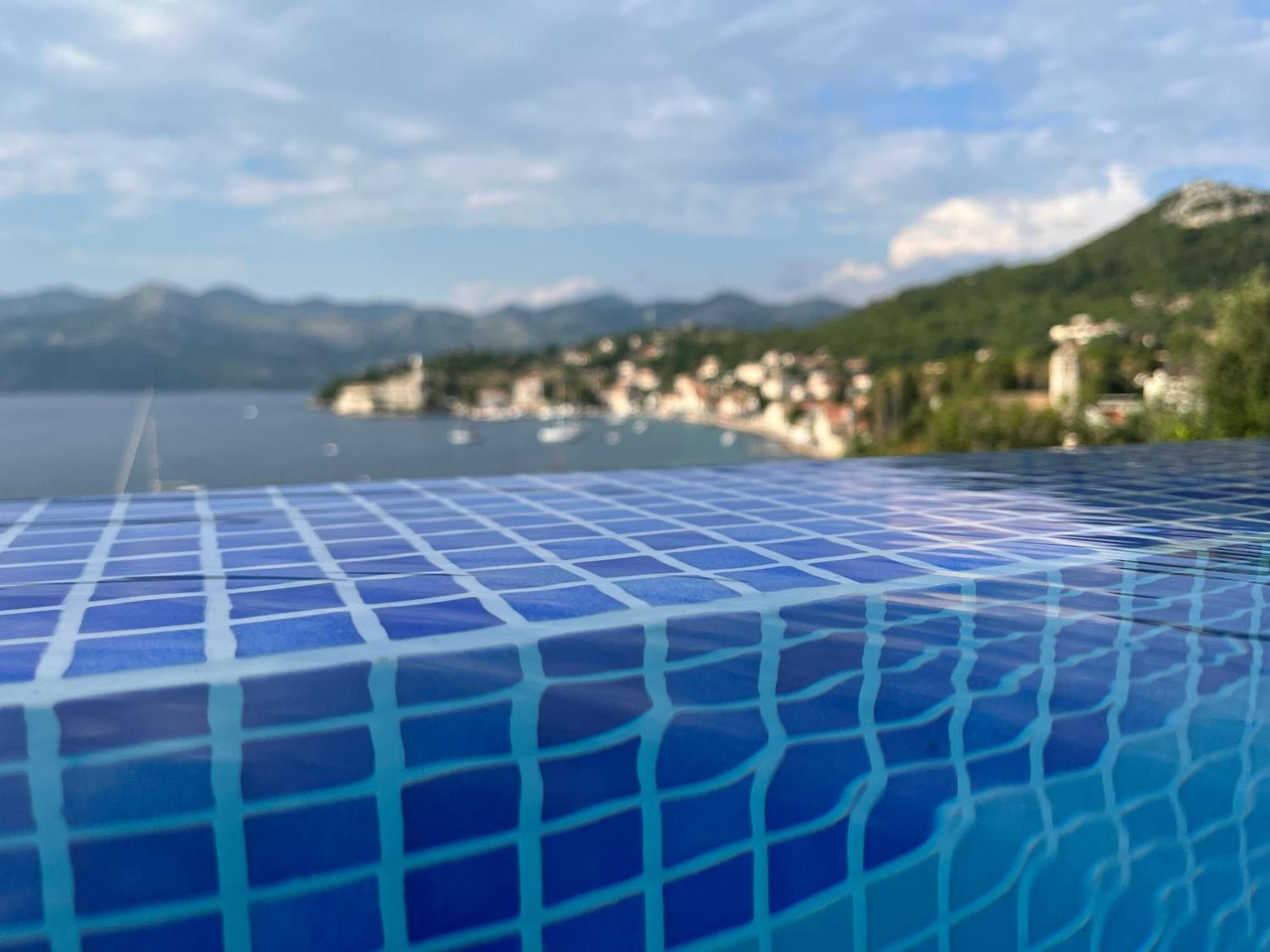 Boutique Hotel Tomic ロプド エクステリア 写真