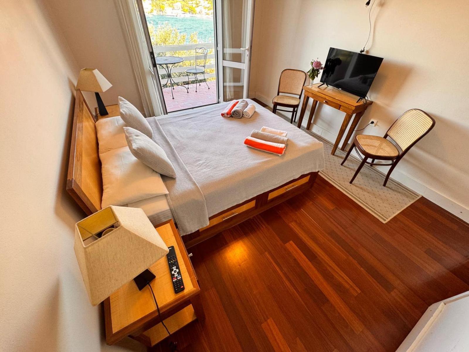 Boutique Hotel Tomic ロプド エクステリア 写真
